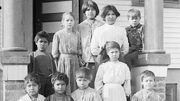 Image of students standing in front of an unidentified school, vicinity of Woodstock, New Brunswick, date unknown