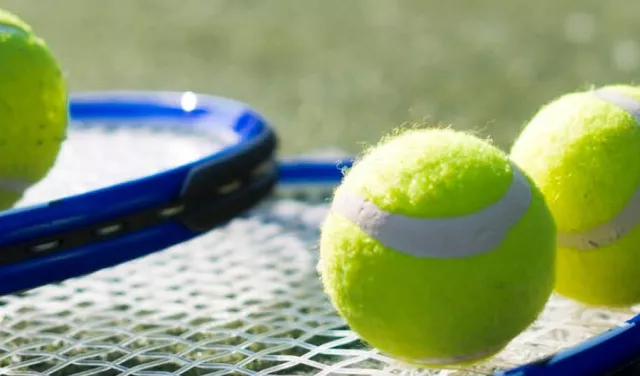 Tennis court 