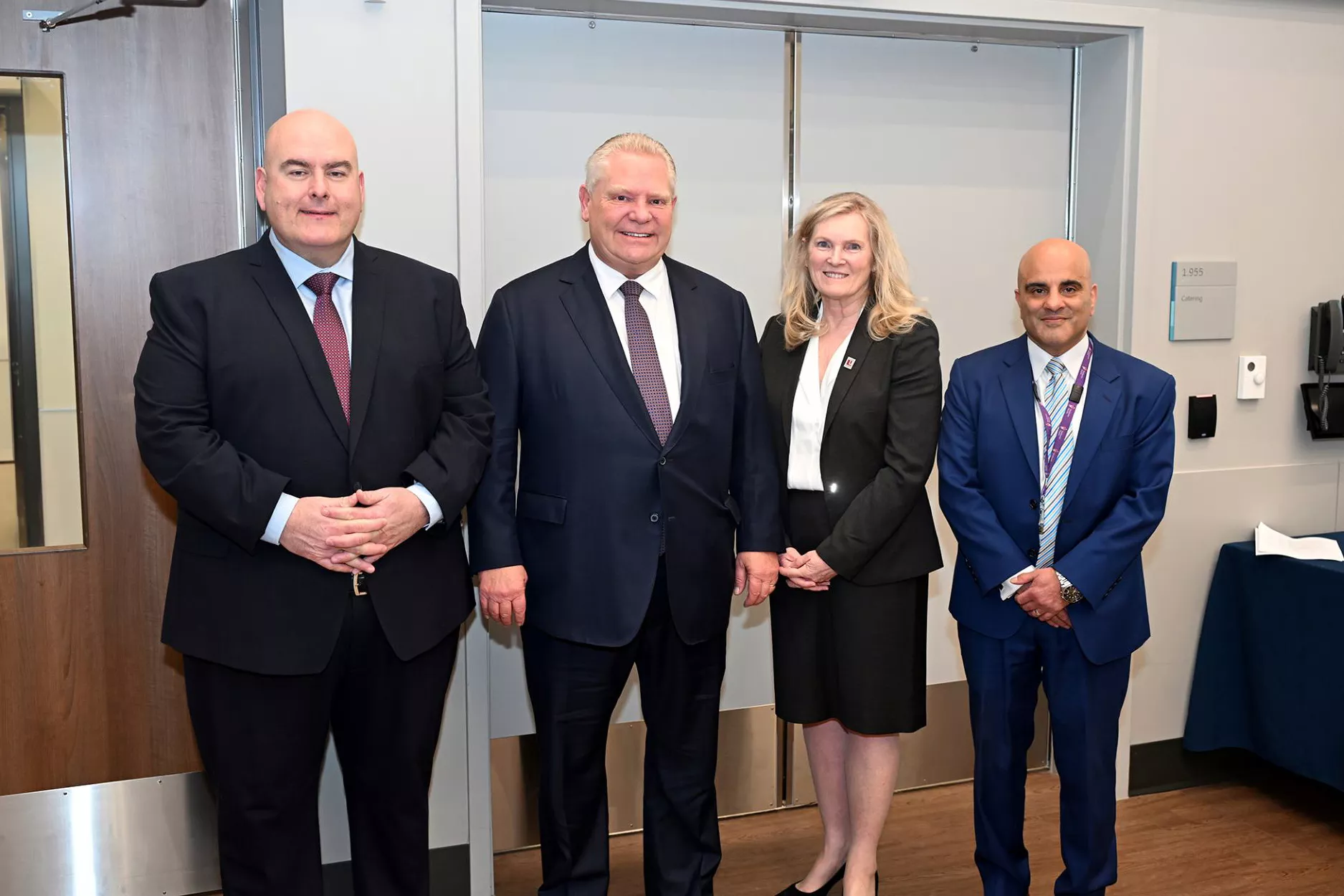 Mayor Del Duca with Premier Ford and other official delegates